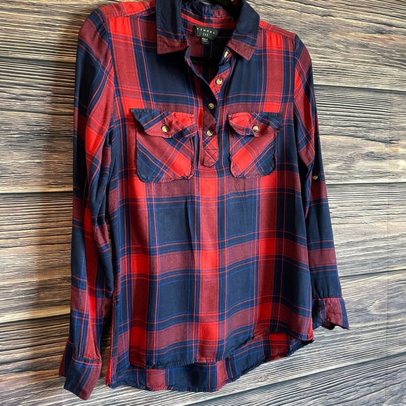 Tinsel Flannel Top - Picture 9 of 9